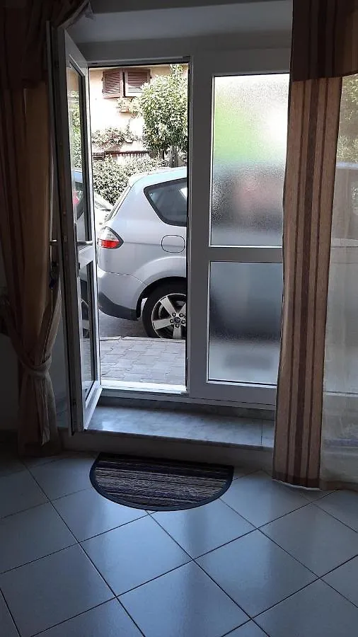 Apartment Appartamento Molto Carino Viareggio Italy